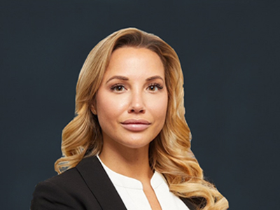 Stefanie Preis, Tax