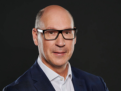 Stephan Wonneberger, Financing